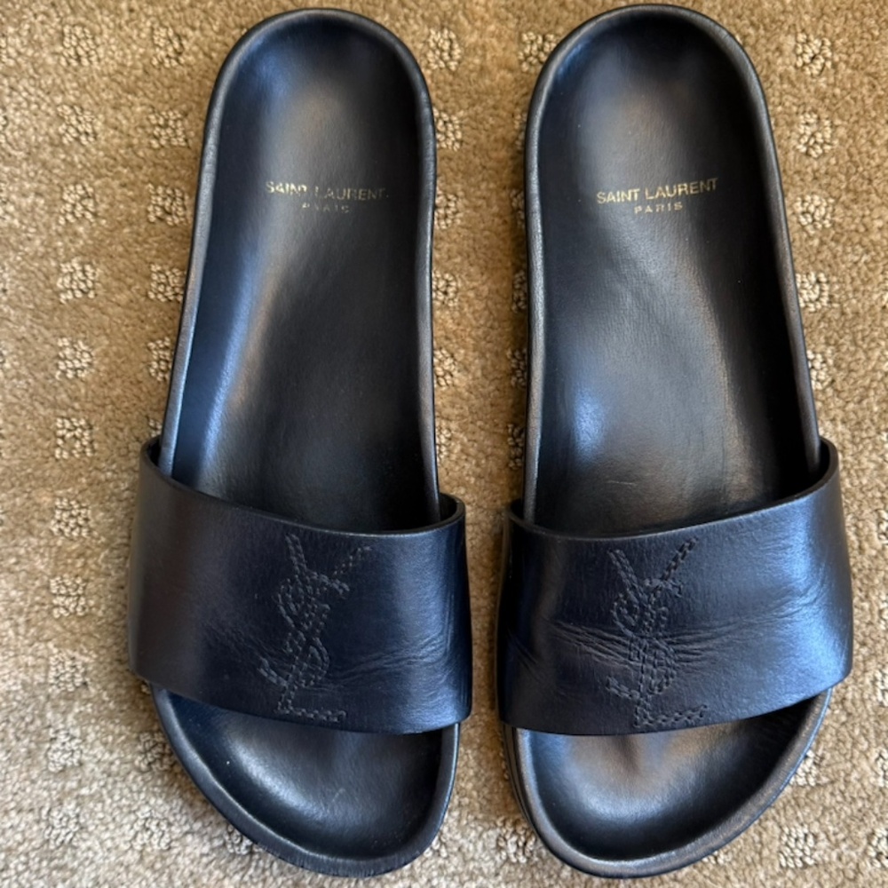 Saint Laurent - Black Leather Women's Shoe
